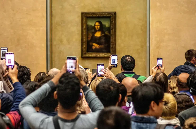 Mona Lisa becomes independent A special room for smiling